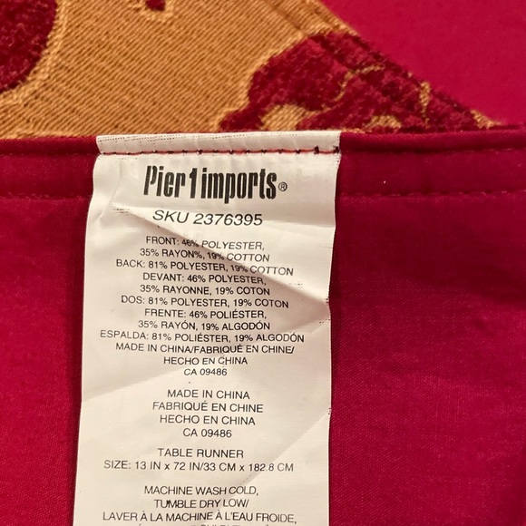 Pier 1 Elegant Textured Brocade Table Runner Burgundy Gold Holiday - Picture 8 of 8